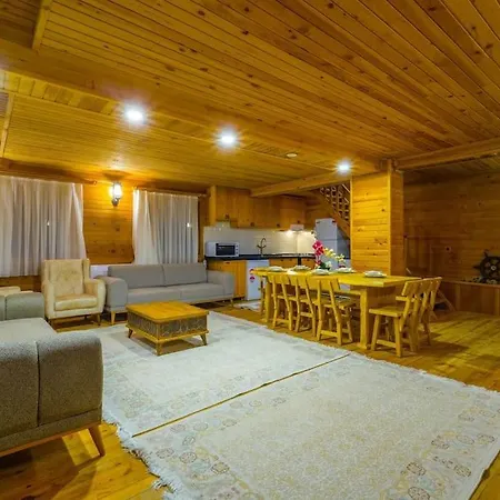 Lucky Kaydirakli Ve Selale Villa Fethiye