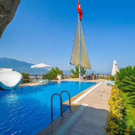 Villa Lucky Kaydirakli Ve Selale Fethiye