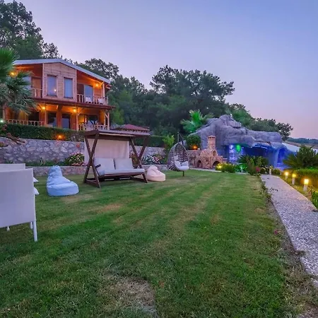 Lucky Kaydirakli Ve Selale *