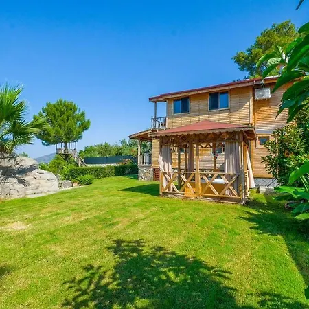 Lucky Kaydirakli Ve Selale Villa