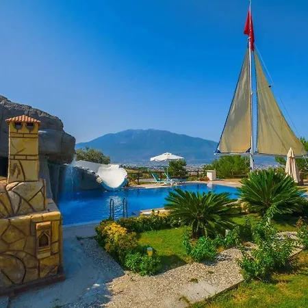 Lucky Kaydirakli Ve Selale Villa Fethiye
