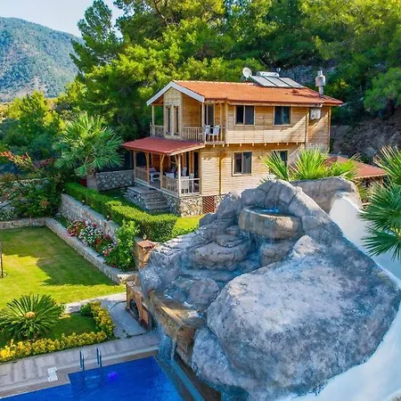 Lucky Kaydirakli Ve Selale Villa *