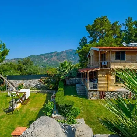 Lucky Kaydirakli Ve Selale Villa Fethiye