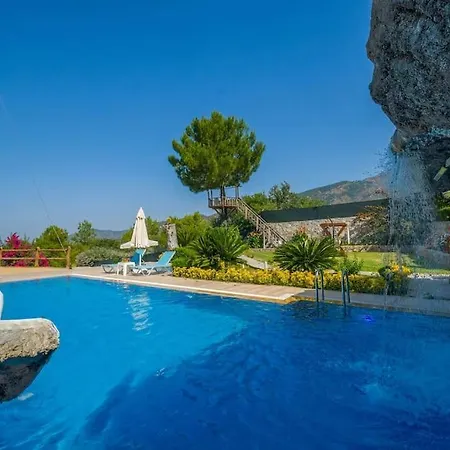 Lucky Kaydirakli Ve Selale Villa
