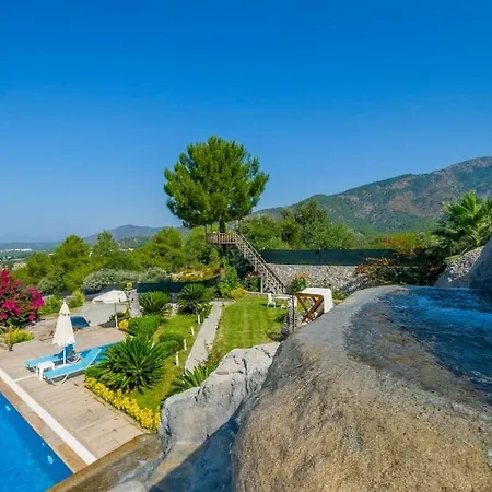 Lucky Kaydirakli Ve Selale 4*