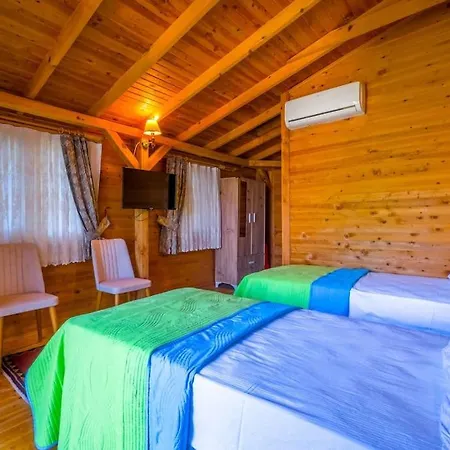 Hotel Lucky Kaydirakli Ve Selale