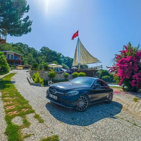 Lucky Kaydirakli Ve Selale 4*
